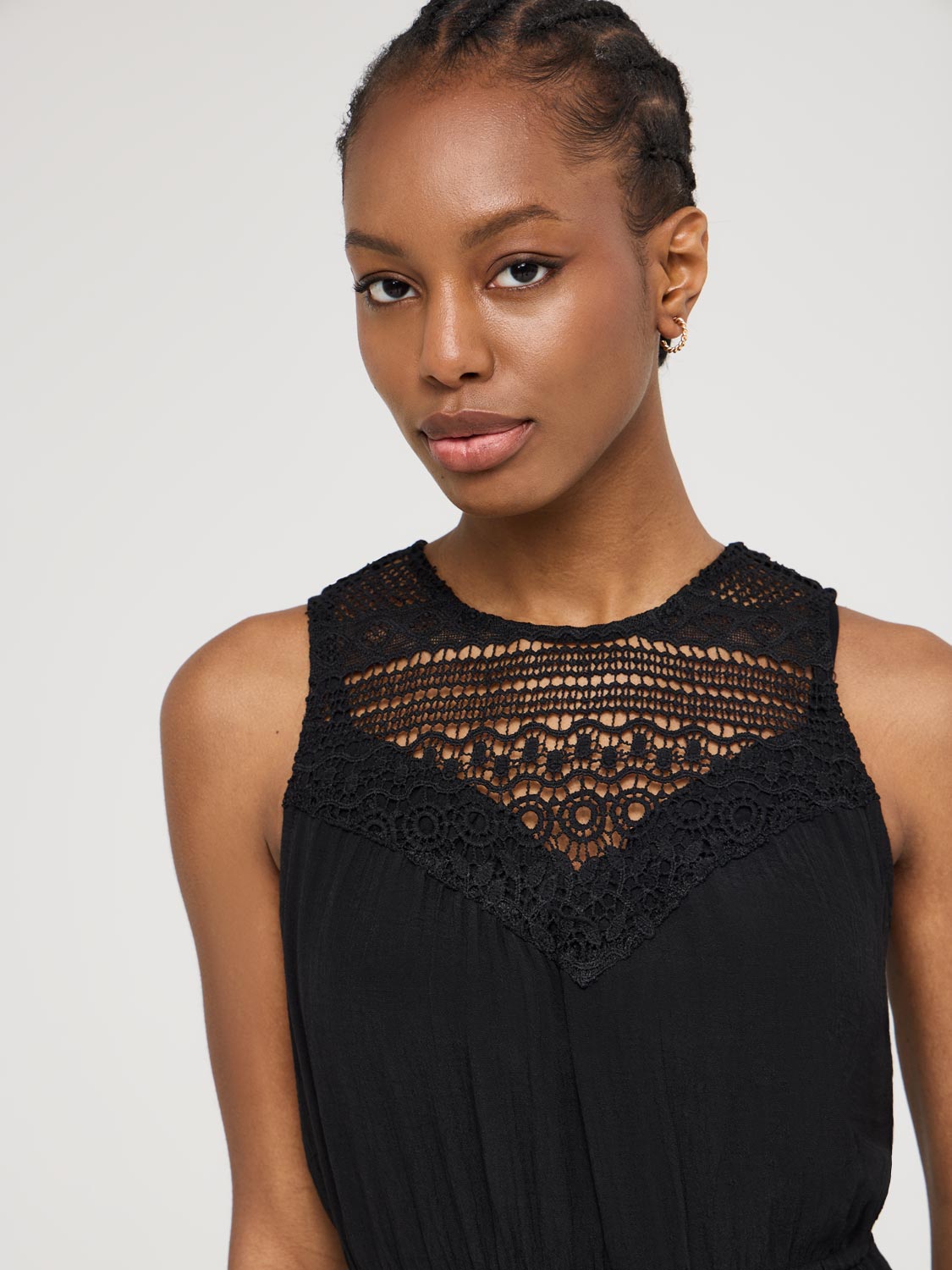 Lace Halter Neck Tiered Maxi Dress