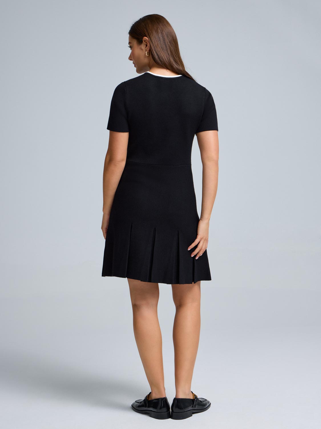 Short Sleeve Pleated Sweater Dress